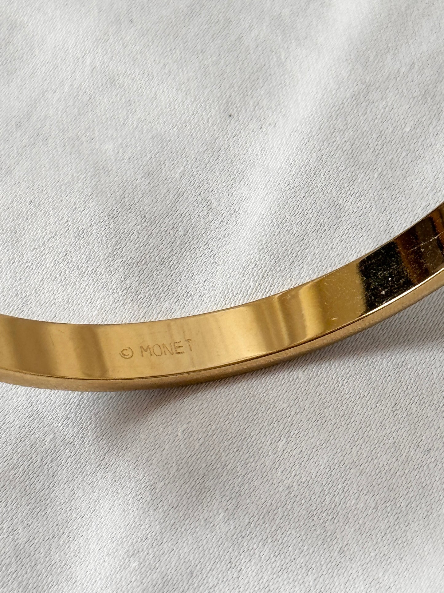 Vintage White Enamel Bangle