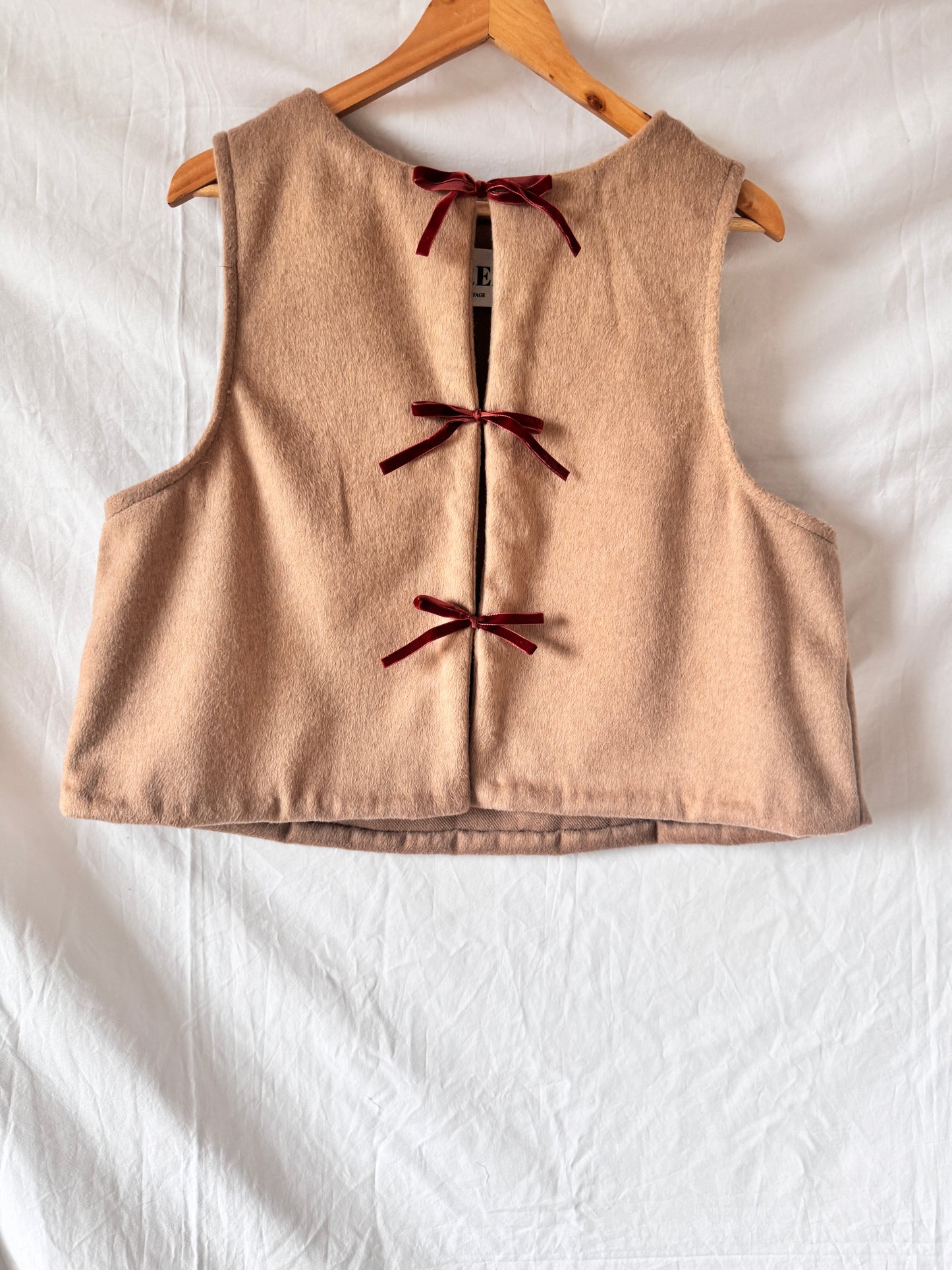 Camel Wool Vest with Velvet Ribbons