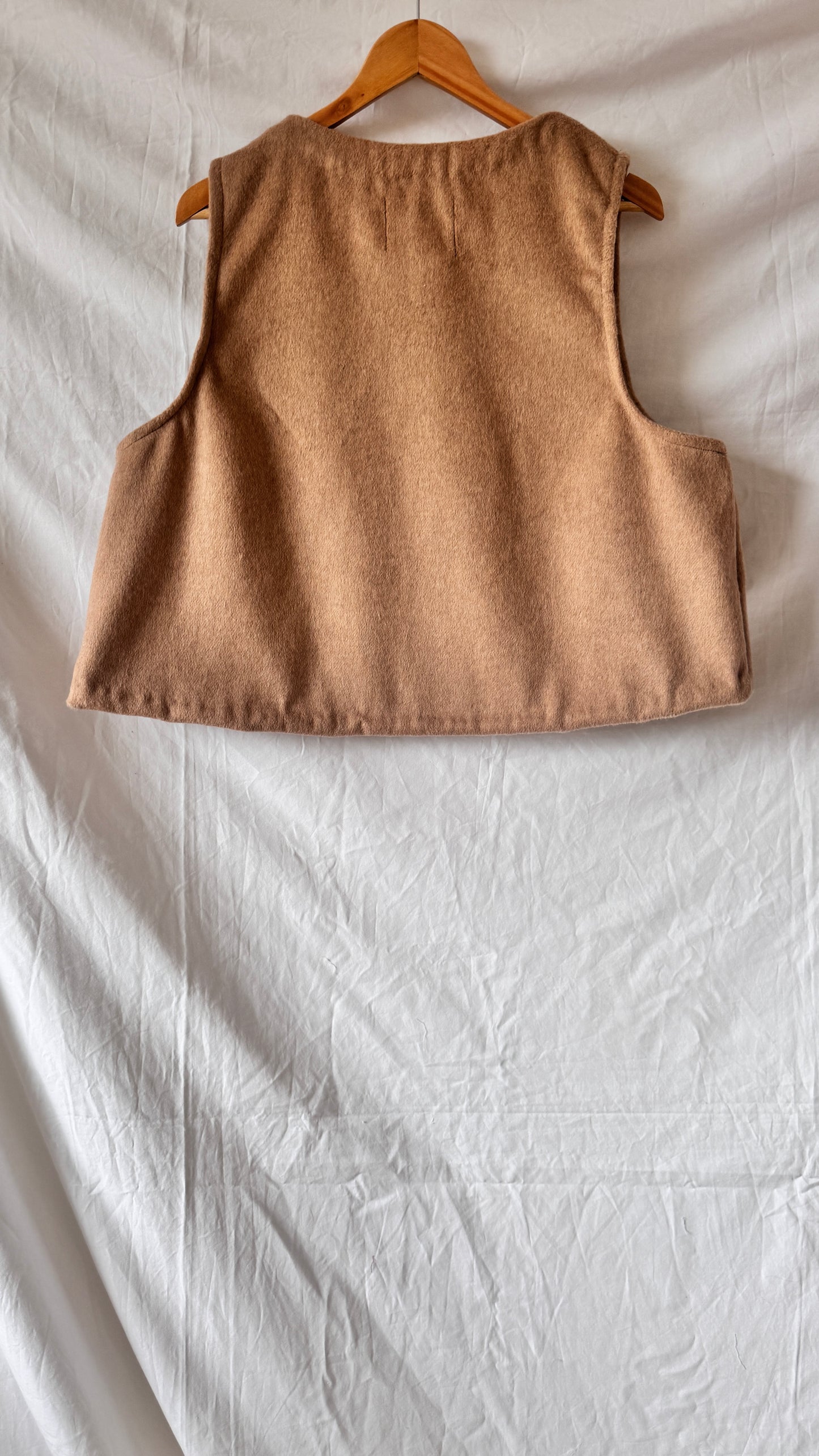 Camel Wool Vest with Velvet Ribbons