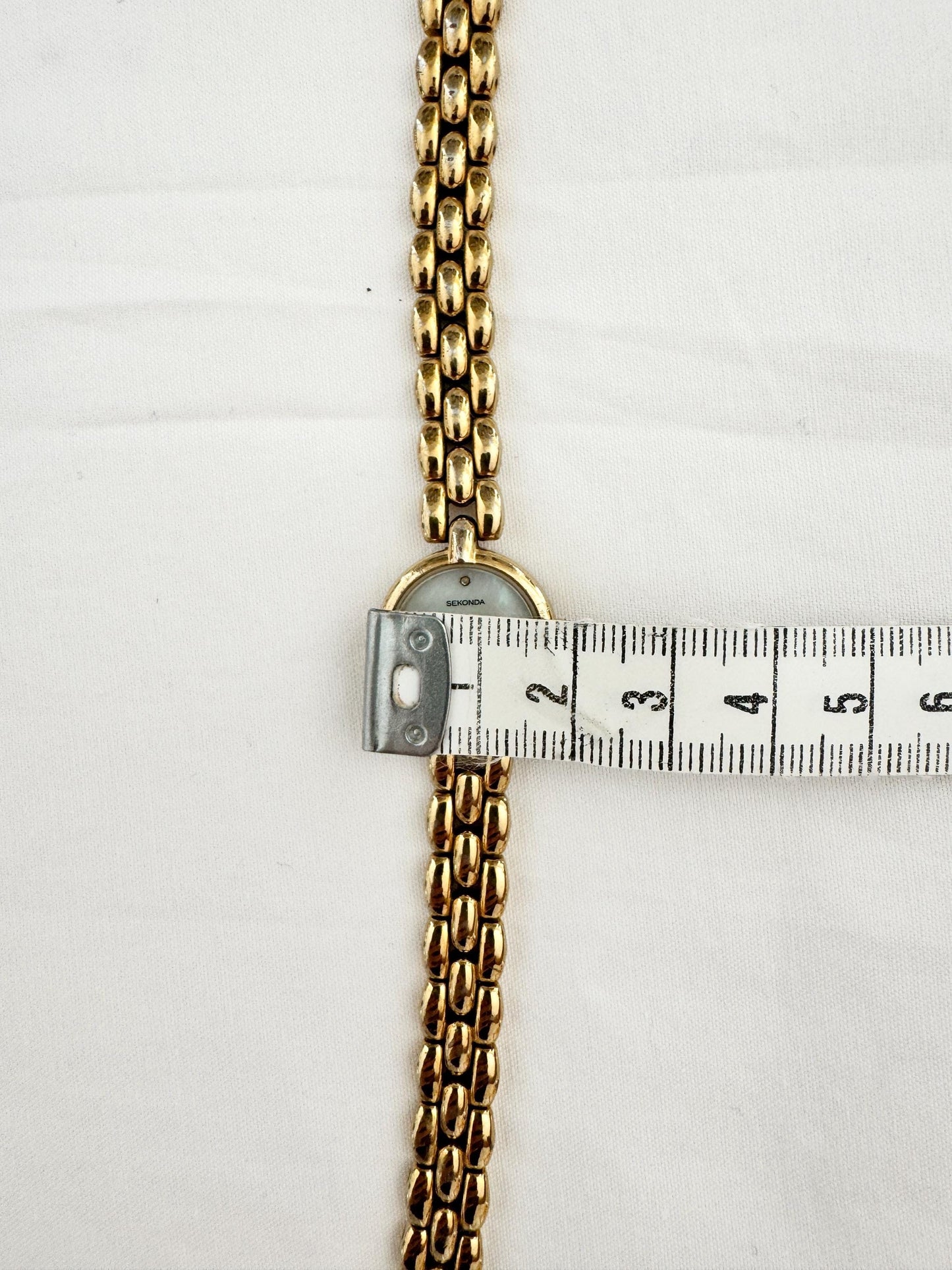 Timeless Vintage Watch; Vintage Oval Watch