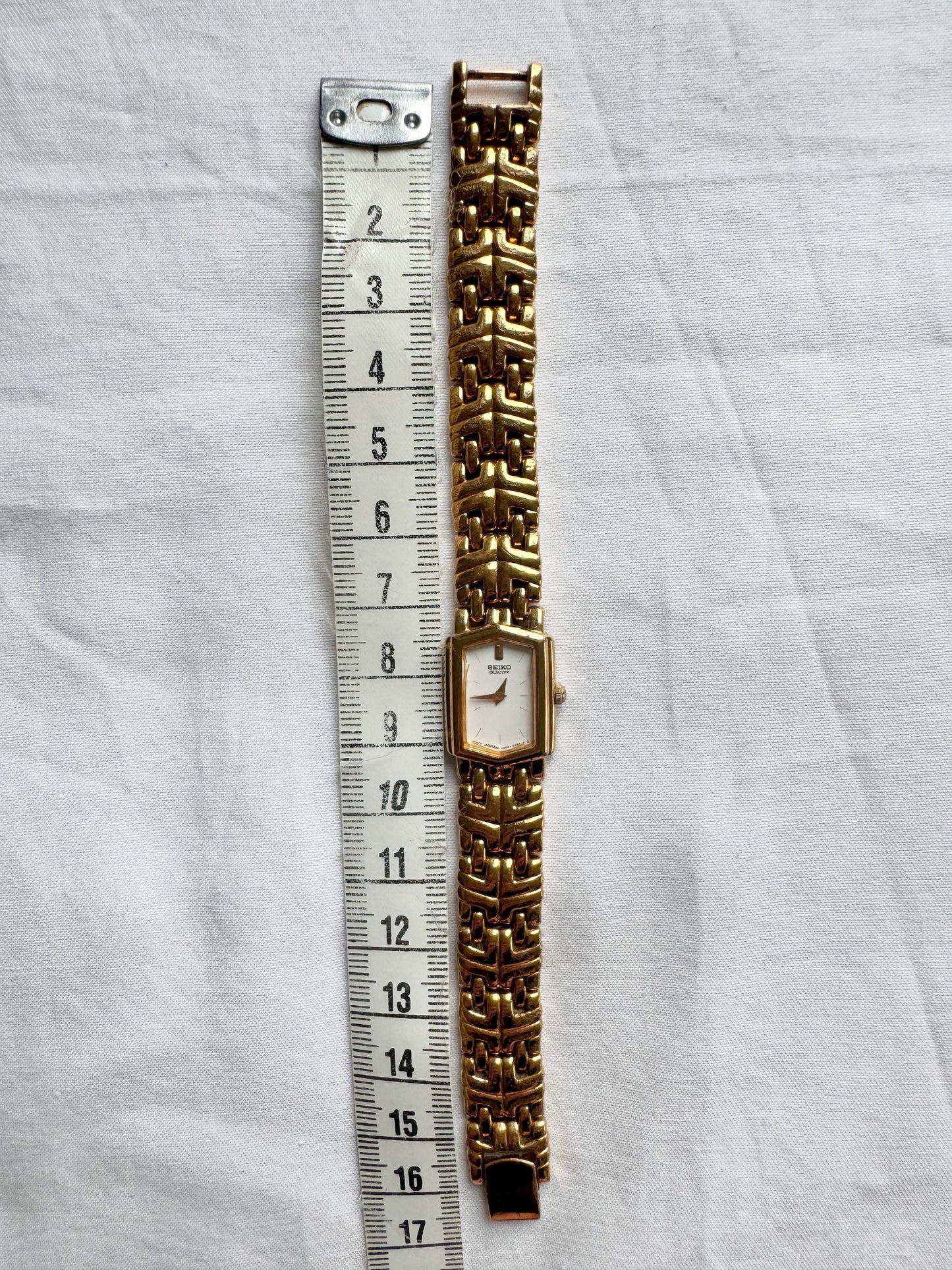 Rare Dainty Seiko Watch; Rectangular Seiko Watch
