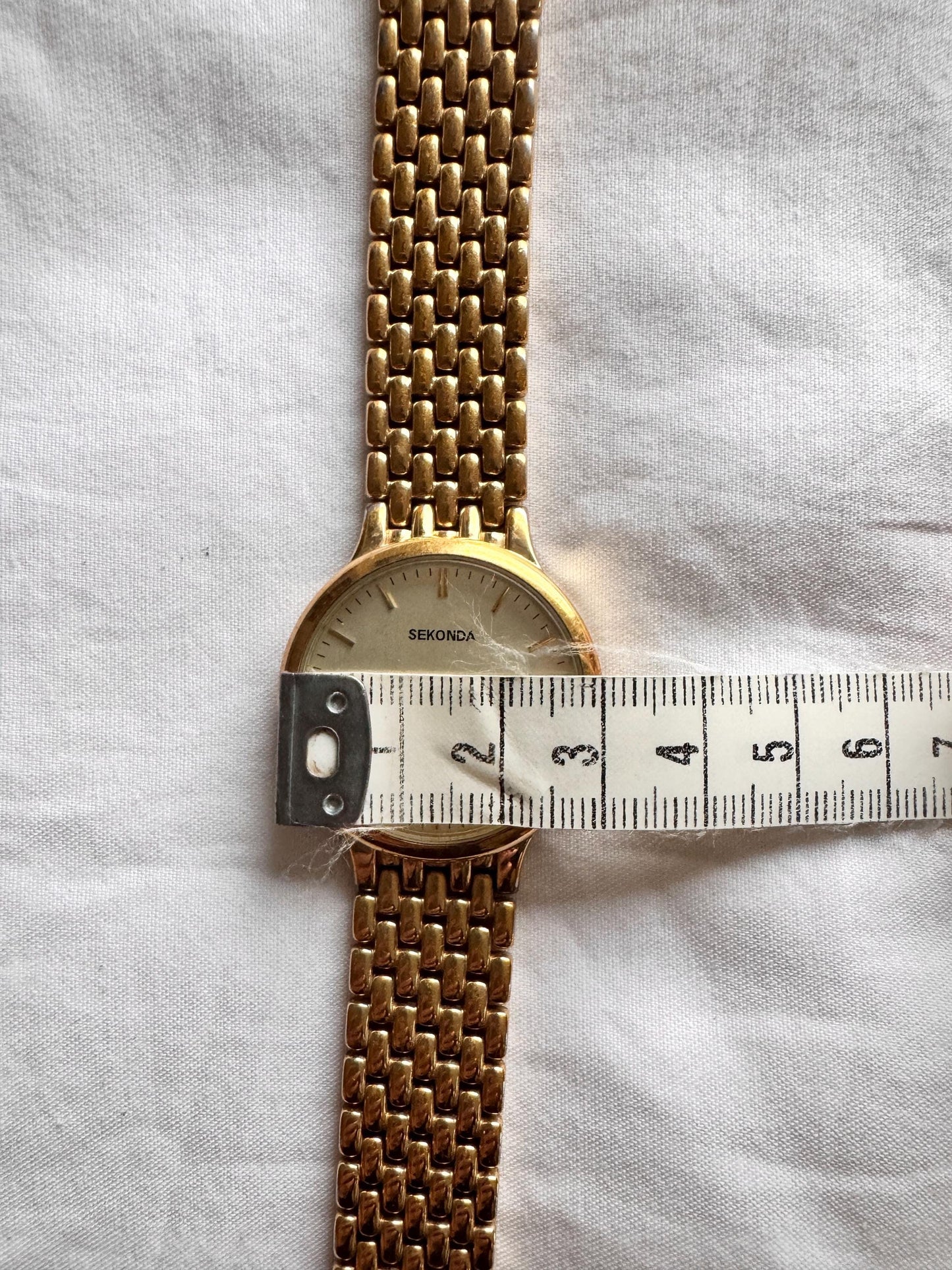 Chunky Oval Watch; 90s Ladies Watch