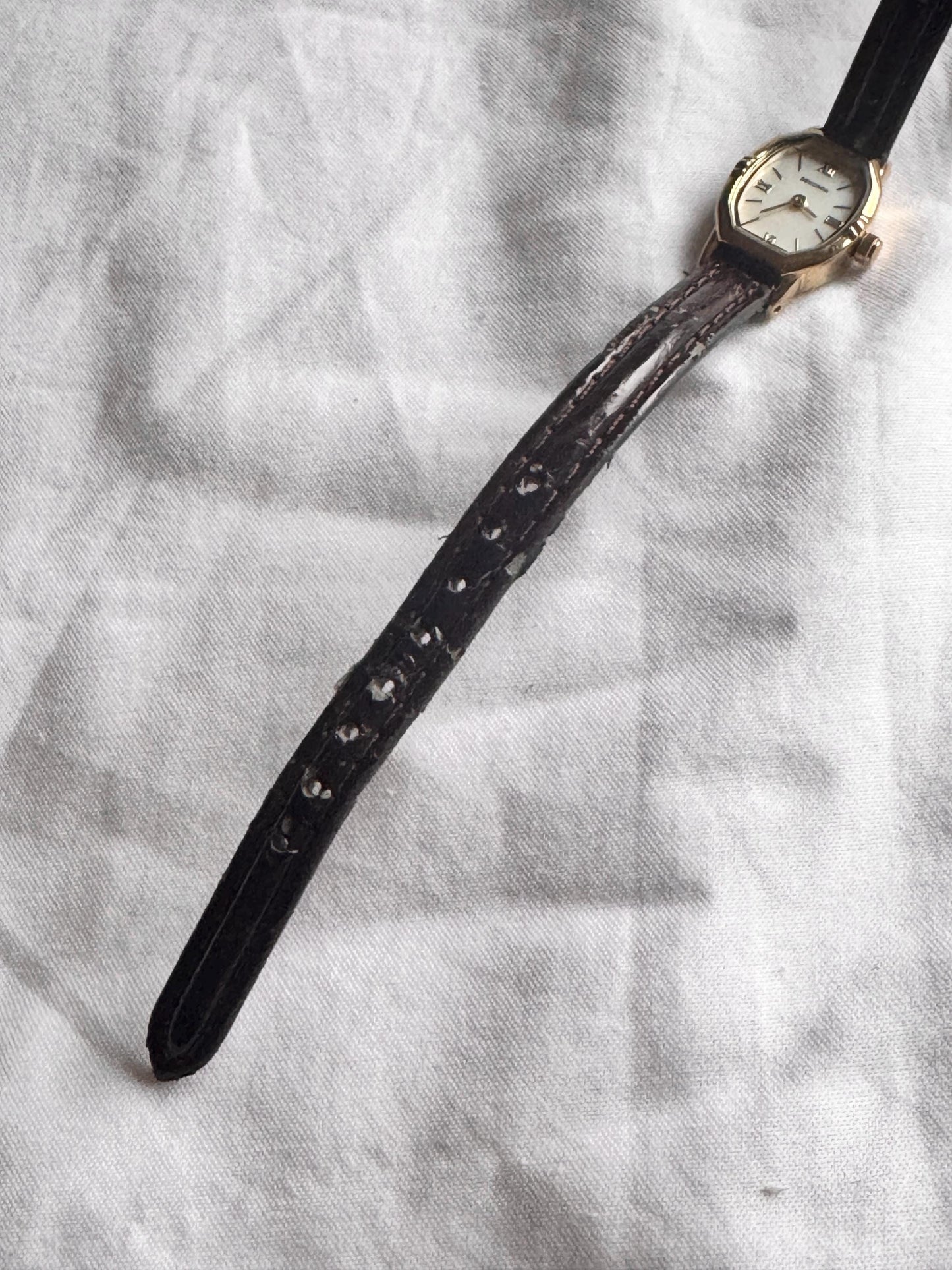 Vintage Roman Number Watch; 90s Leather Watch