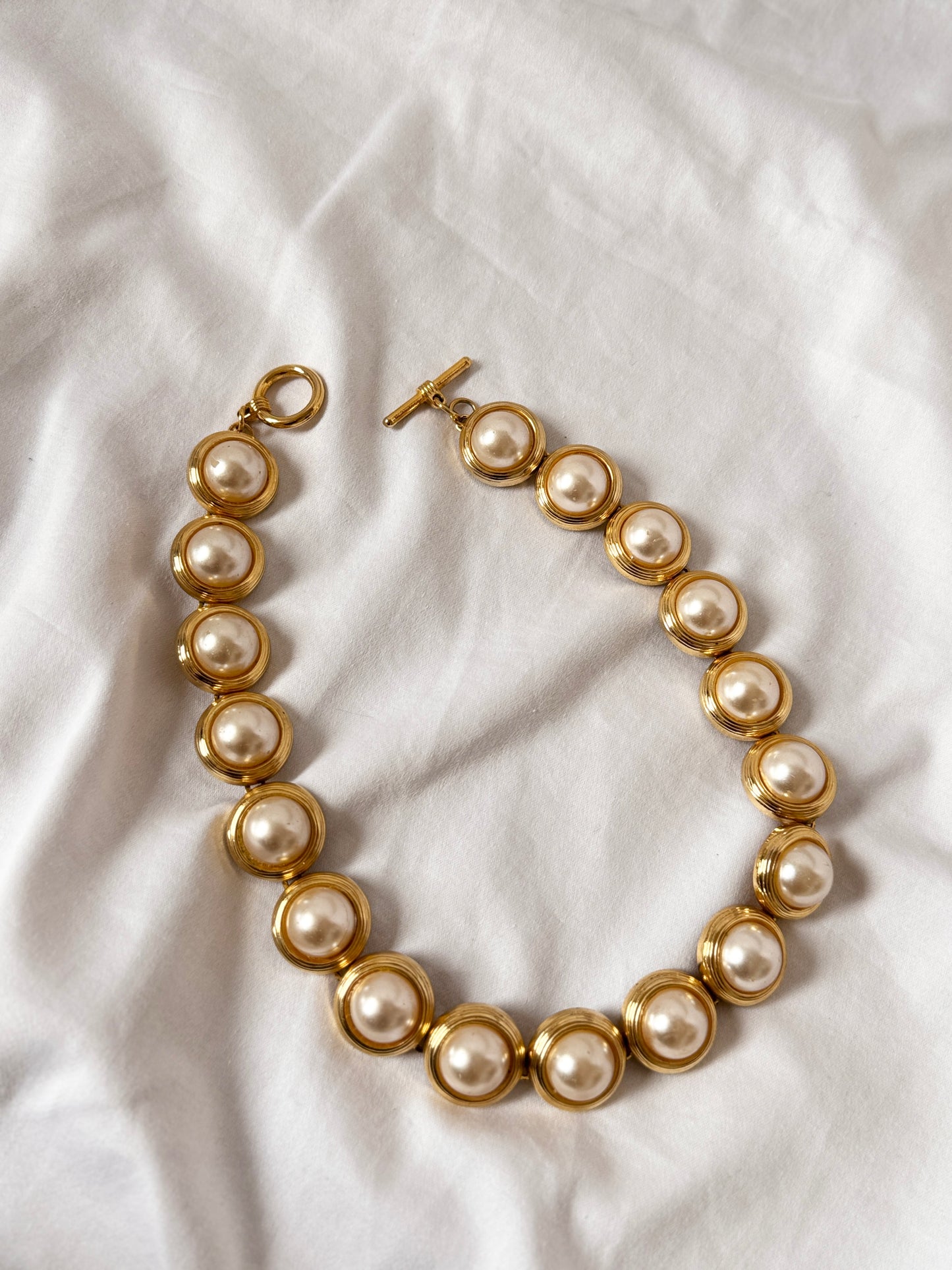 Vintage Chunky Necklace; Pearl Look Necklace