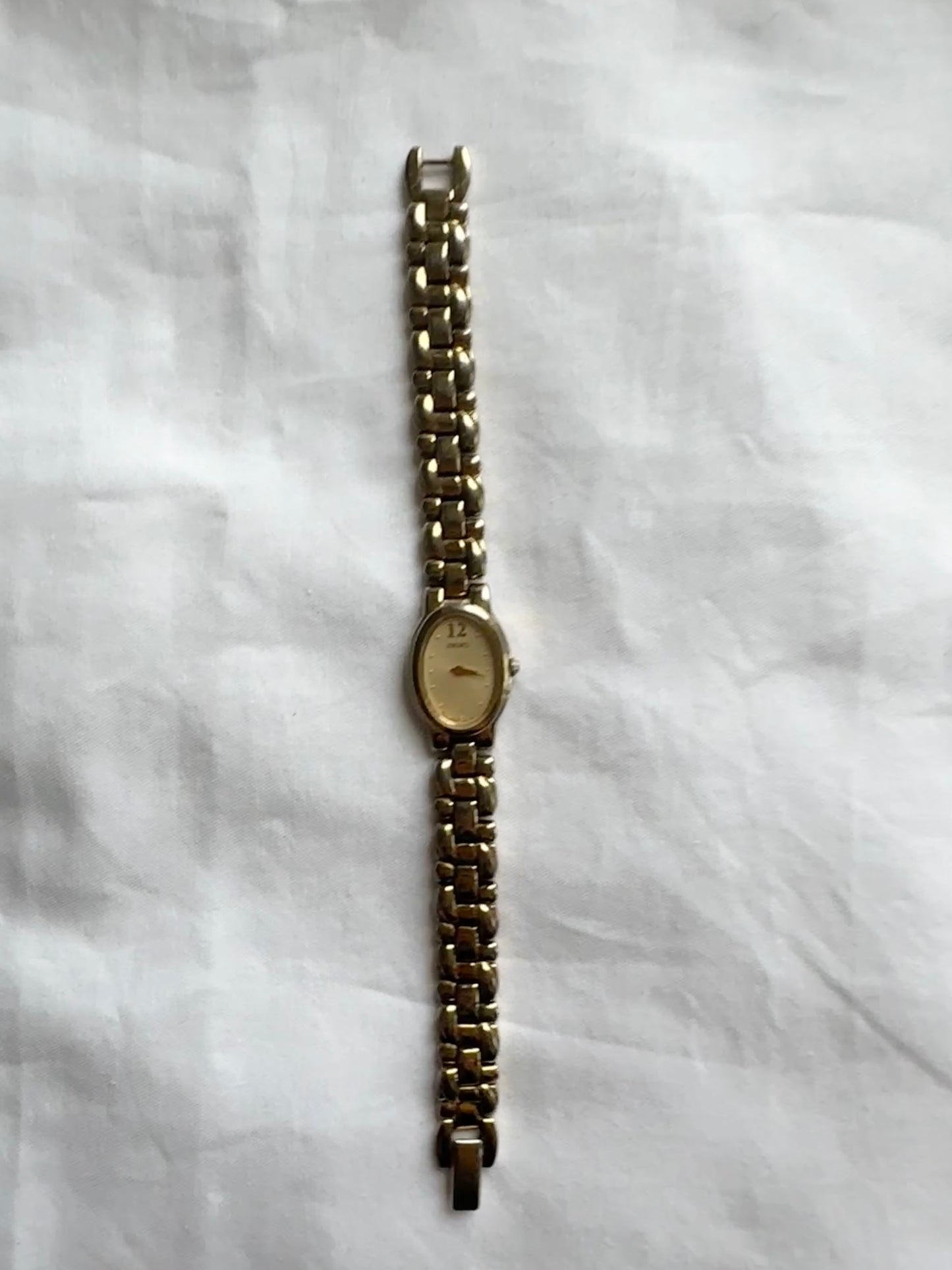 90s Seiko Watch; Roman Number Oval Watch