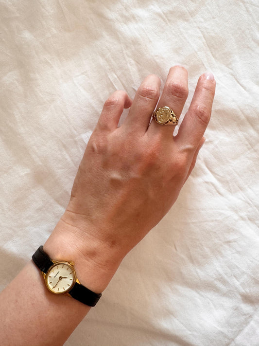 Vintage Thin Leather Watch;