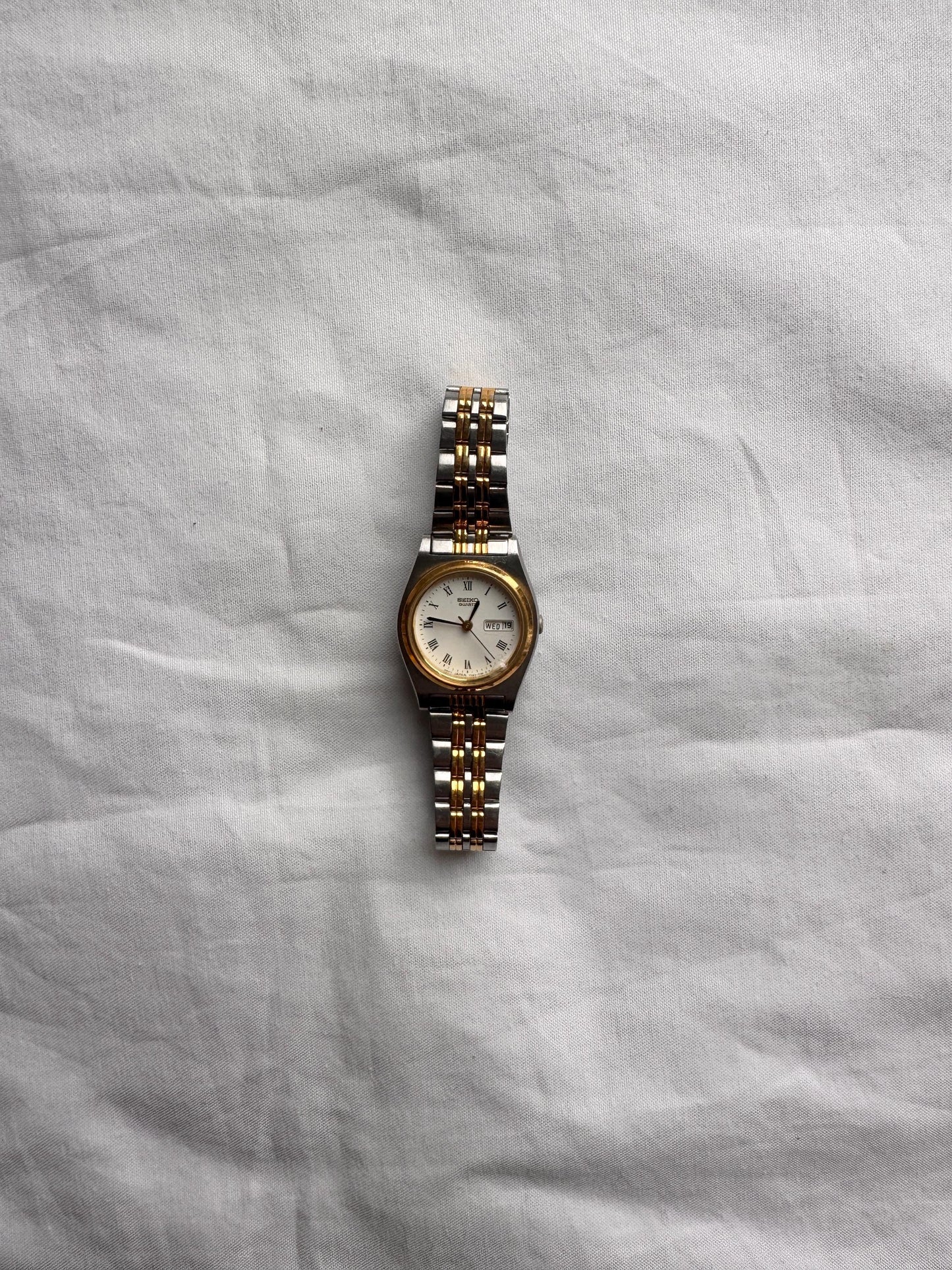 Seiko Unisex Watch; Vintage Gold Silver Tone Watch