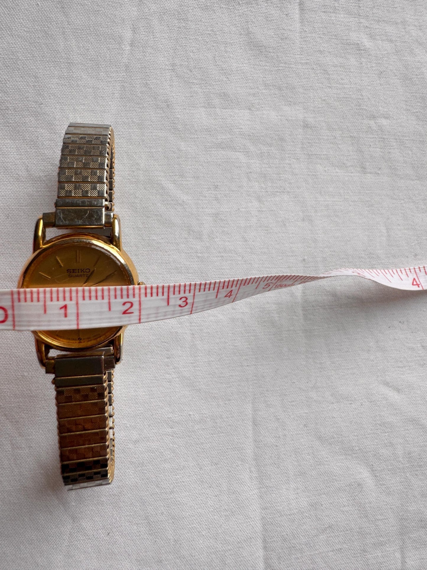 Vintage Seiko Watch; Elasticated 90s Watch