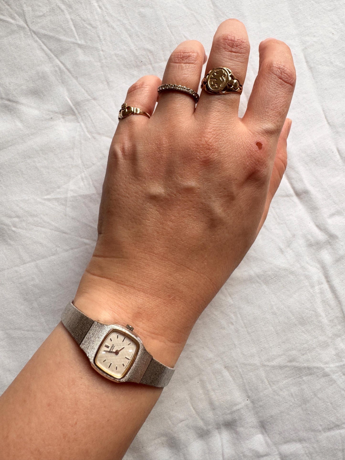 80s Seiko Watch; Vintage Bracelet Watch