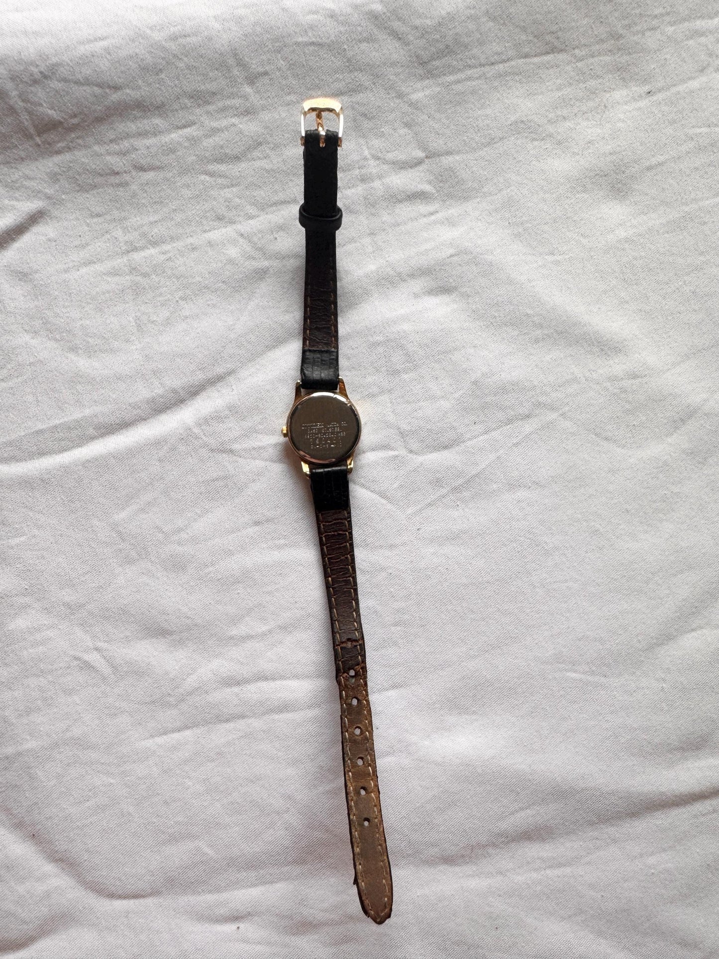Vintage Classy Leather Watch; Day Watch