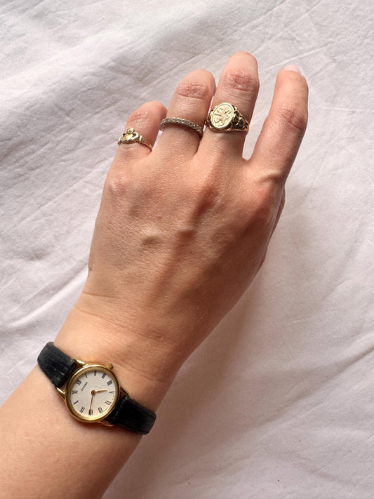 Vintage Classy Leather Watch; Day Watch